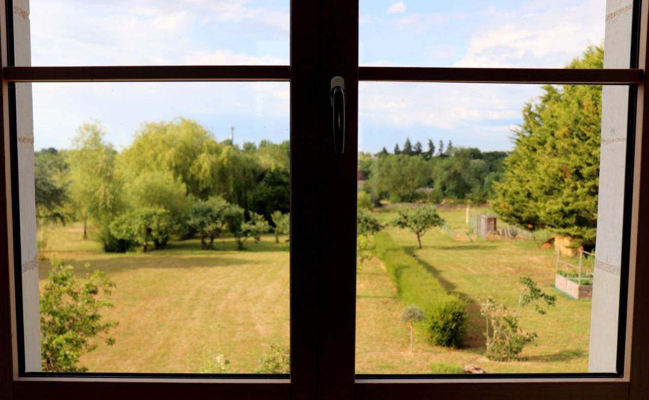 La Demeure De L'Aubance Bed & Breakfast Saint-Melaine-sur-Aubance Exterior photo